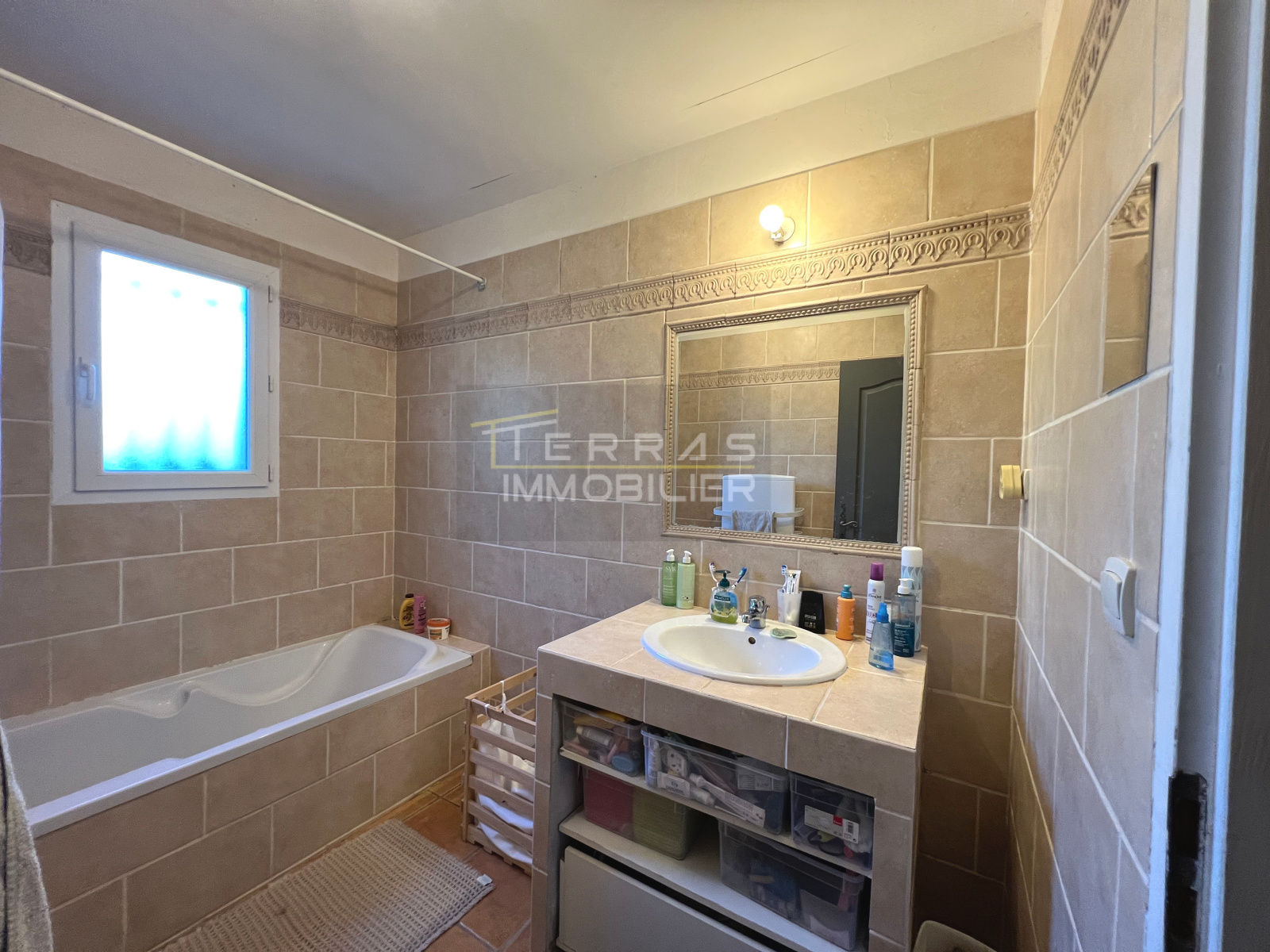 Image_, Maison, Grillon, ref :1731