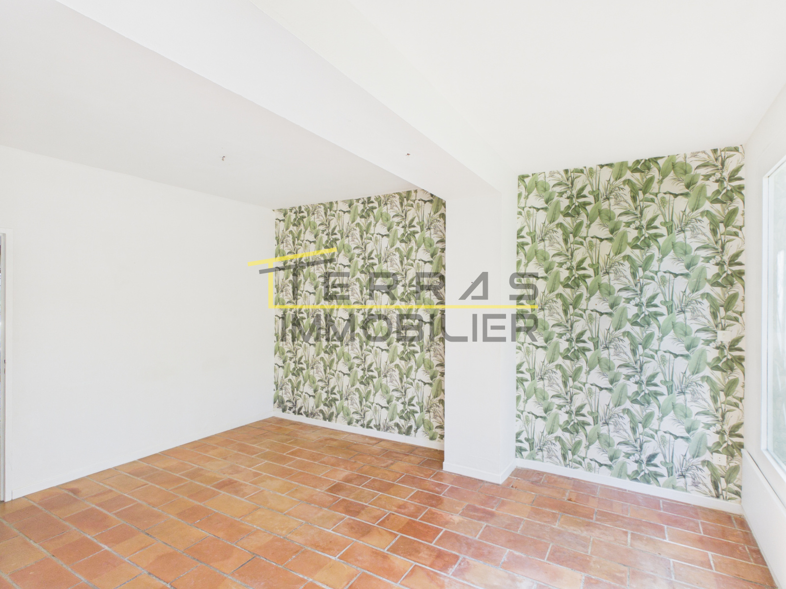 Image_, Immeuble, Valréas, ref :1780