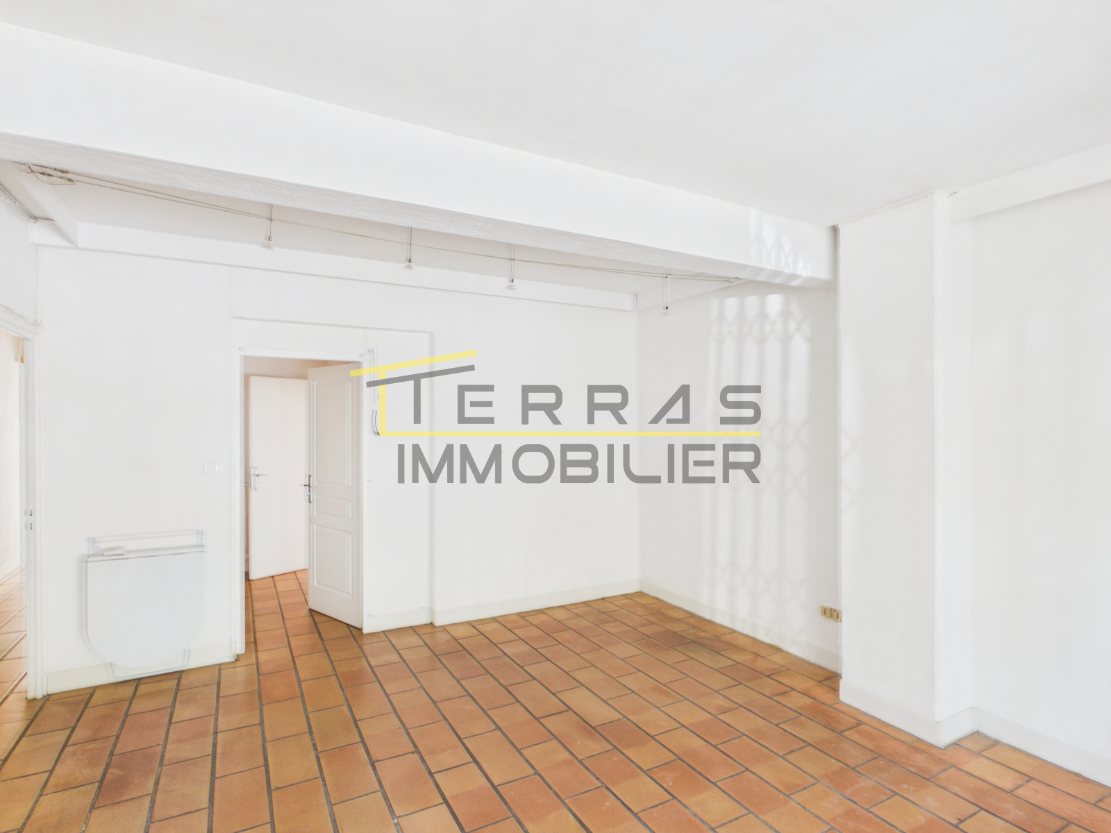Image_, Immeuble, Valréas, ref :1780